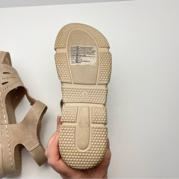 Forever Ladies Comfort Sandals Size 8 - Picture 4 of 9